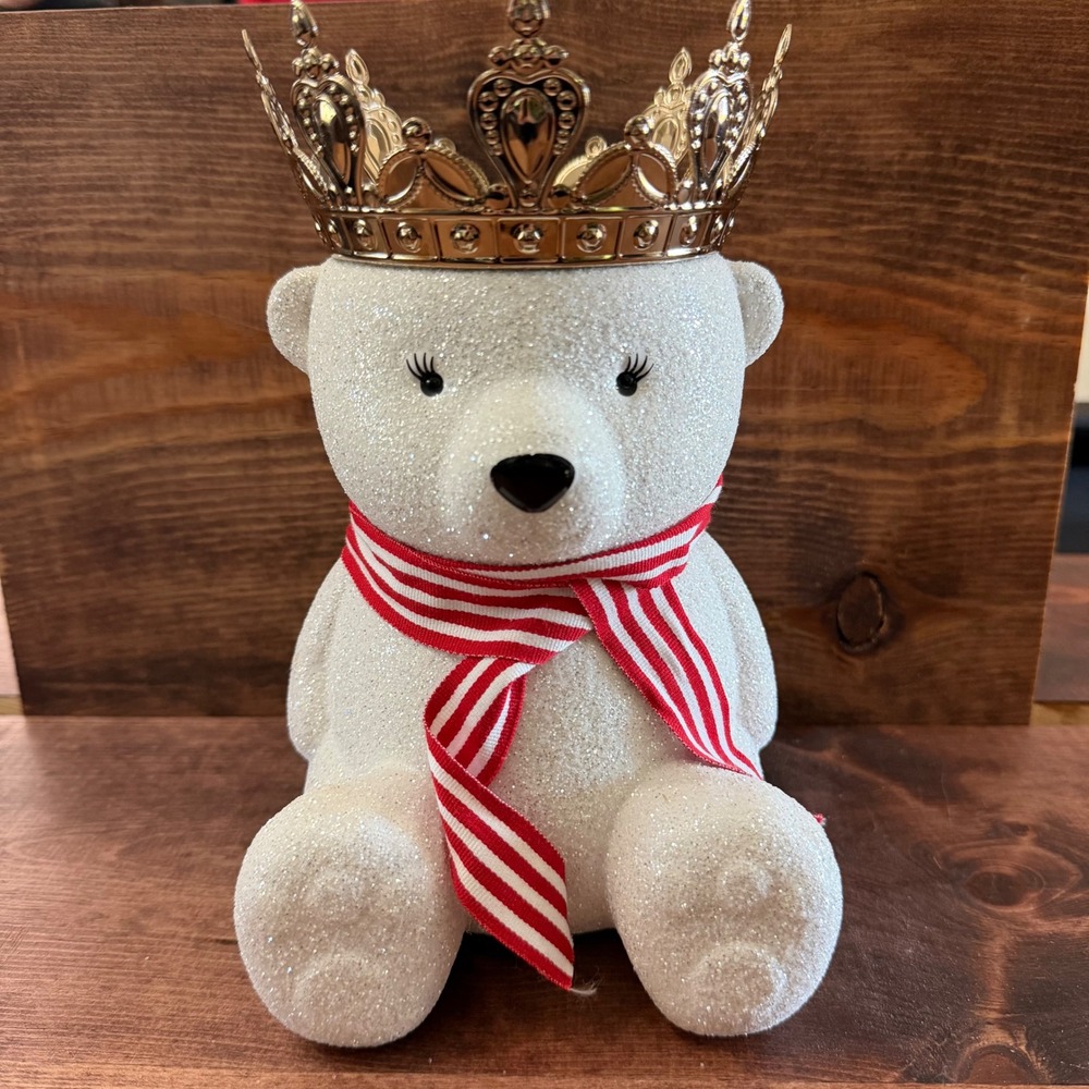 Bath & Body Works Glitter White Polar Bear Crown 3-Wick Candle Holder Pedestal